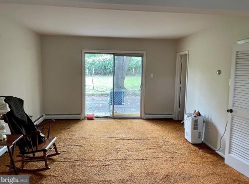 1441 Heather Pl, Pottstown PA 19464-1706 exterior