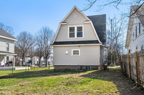 110 Division St, Big Rapids, MI 49307-1702