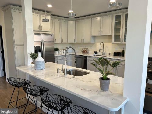 6005 Utah Ave, Washington DC 20015-1230 exterior