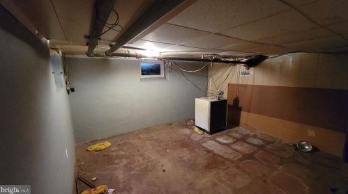 316 Maple Ave, Trenton NJ 08618-3402 exterior