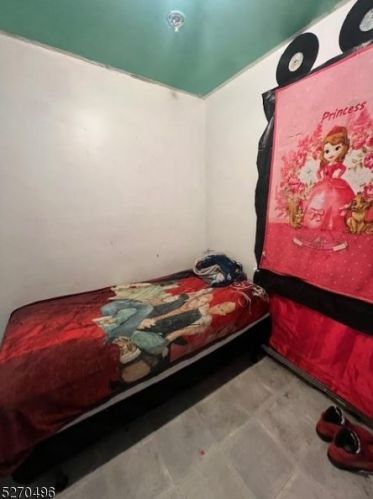 116 Marshall St, Paterson NJ 07501-2881 exterior