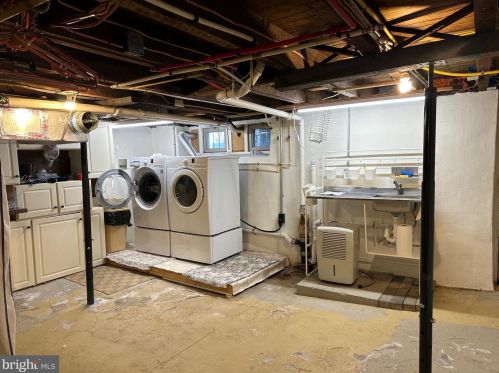 725 Shippen St, Lancaster PA 17602-2714 exterior