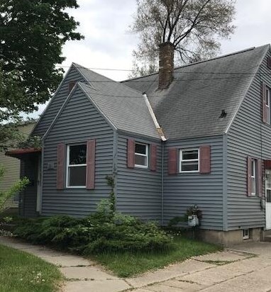 34 36th St, Grand Rapids, MI 49548-2109