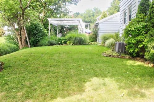 7192 Pa Rte 873, Slatington PA 18080-3401 exterior