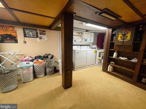 62 Goeke Dr, Trenton NJ 08610-1123 exterior