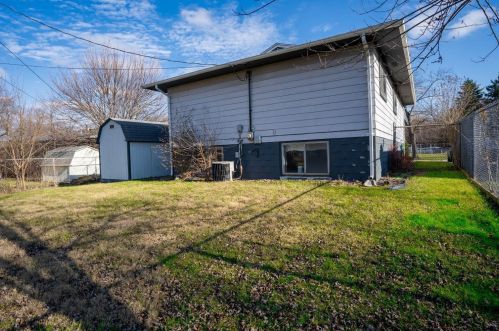 7016 Van Buren St, Gary IN 46408-3933 exterior