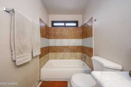 509 Holladay Dr, Tucson AZ  85706-3265 exterior