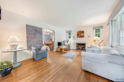 289 Hardenburgh Ave, Demarest NJ  07627-1306 exterior