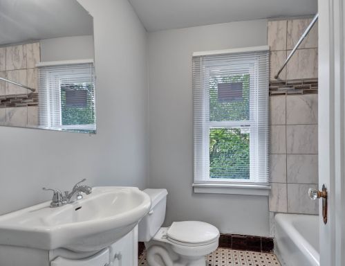 3245 64 Pl, Chicago IL 60638-5418 exterior