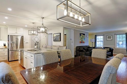 2131 Broad St, Providence RI 02905-3354 exterior