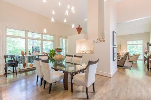 55 Finch Frst Trl, Atlanta GA 30327-4576 exterior