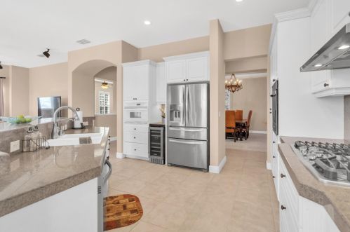 1403 Souza Dr, Folsom CA 95762-7559 exterior