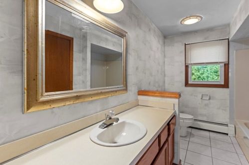 113 Forestwood Dr, Providence RI 02904-3839 exterior