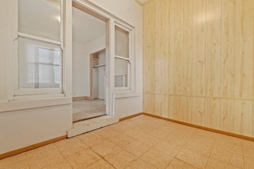 6417 Magnolia Ave, Chicago IL 60626-5306 exterior