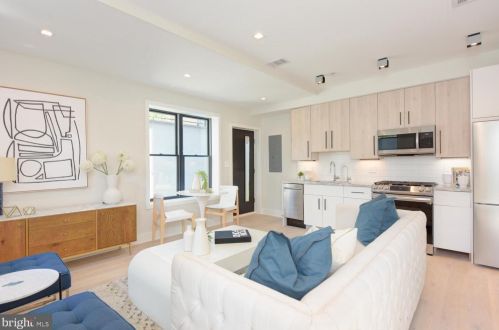 3127 12th St, Washington, DC 20017-4002