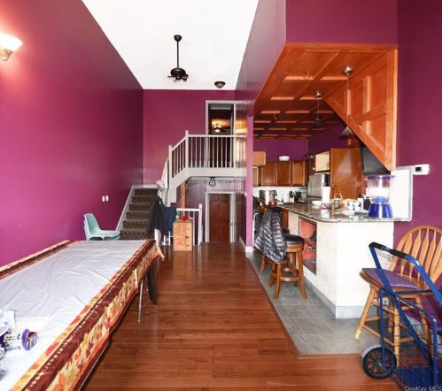 422 158th St, Bronx NY 10456-7702 exterior