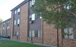 301 Cranston St, Providence RI  02907-2439 exterior