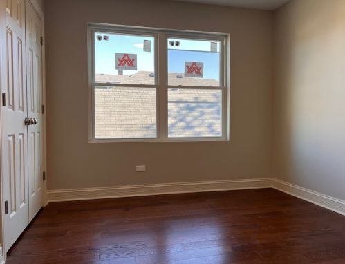 1007 Hamlin Ave, Chicago IL 60625-5914 exterior