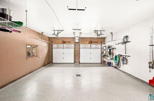 5108 Larson Ln, Duluth MN 55803-9436 exterior