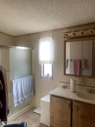 2233 Behrend Dr, Phoenix AZ  85024-1826 exterior