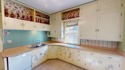 632 5 St, Manitowoc WI 54220-3935 exterior