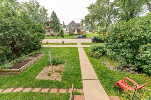 35 White St, Ely MN 55731-1248 exterior