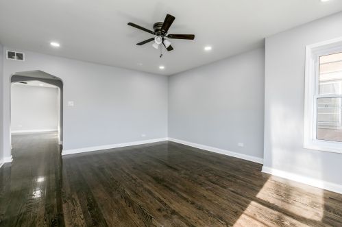 5410 Kimball Ave, Chicago IL  60625-4620 exterior