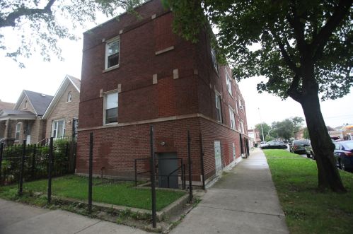 3939 Iowa St, Chicago IL 60651-3242 exterior