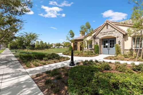 1347 Osborne Ct, Fullerton CA 92833-5068 exterior