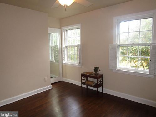 925 Columbus St, Alexandria VA 22314-1611 exterior