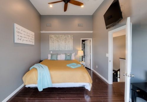 22 Fox Mdw Dr, Worcester MA 01602-2232 exterior