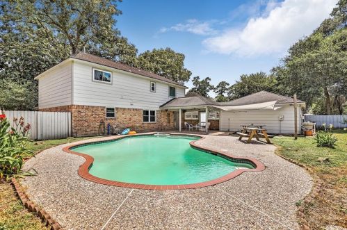 5607 Kiowa Timbers Dr, Humble TX 77346-1929 exterior