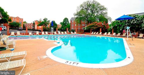 3850 Rodman St, Washington DC 20016-2827 exterior