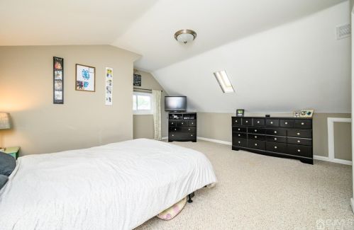 294 Austin Ave, Old Bridge NJ 08857-1205 exterior