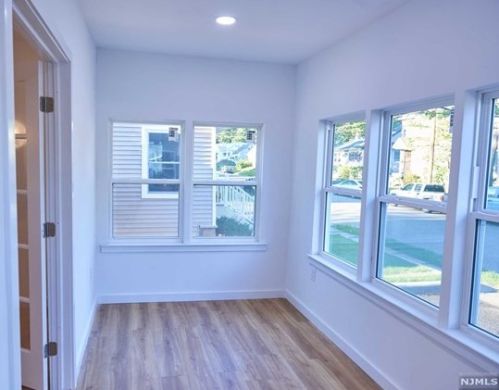 68 9th Ave, Paterson NJ 07506-1645 exterior