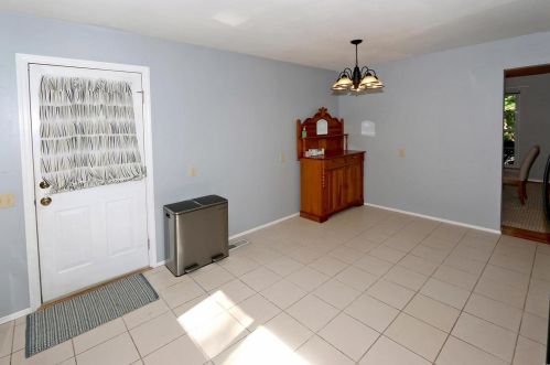 1823 Bookbinder Dr, Saint Louis MO 63146-4308 exterior