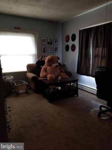 616 19 St, Chester PA 19013-5611 exterior