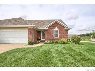 5474 Red Oak Ct, Linden MI  48451-8833 exterior