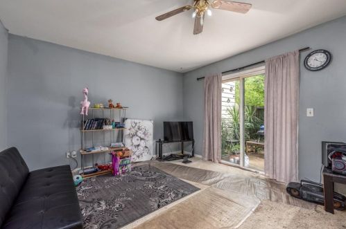 6036 Regent Mnr, Lithonia GA  30058-4770 exterior