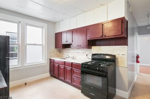 83 Grace St, Irvington NJ  07111-3414 exterior