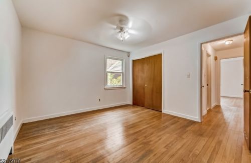 54 Nishuane Rd, Montclair NJ  07042-2425 exterior