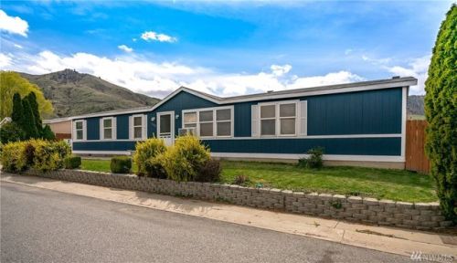 1638 Ridgeview Loop Dr, Wenatchee, WA 98801-9434