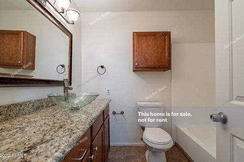 1393 Tamarisk Dr, Chandler AZ  85224-8502 exterior