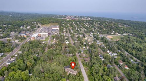 131 Buffalo St, Duluth MN 55811-2336 exterior