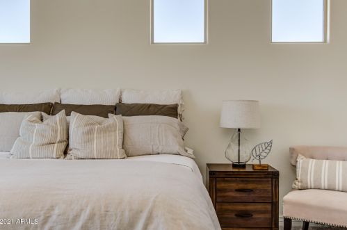 31314 1 Pl, Phoenix AZ 85022-2316 exterior