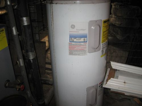 284 Dickinson St, Springfield MA 01108-1871 exterior