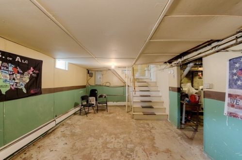 19 Highland Ter, Worcester MA 01602-4202 exterior