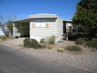 5658 Rocking Cir St, Tucson AZ  85713-6319 exterior