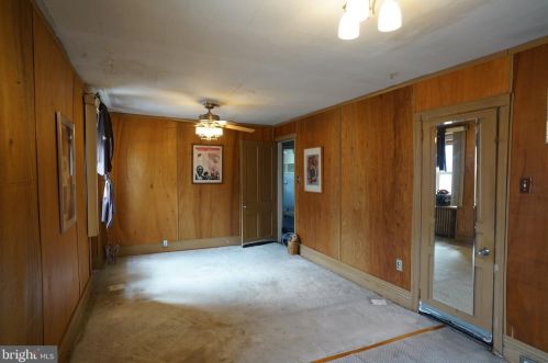 1233 58 St, Philadelphia PA 19131-4108 exterior