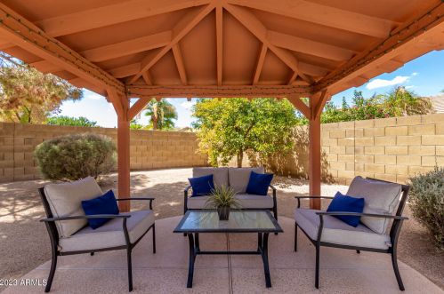 1310 Ivanhoe St, Chandler AZ 85226-1689 exterior